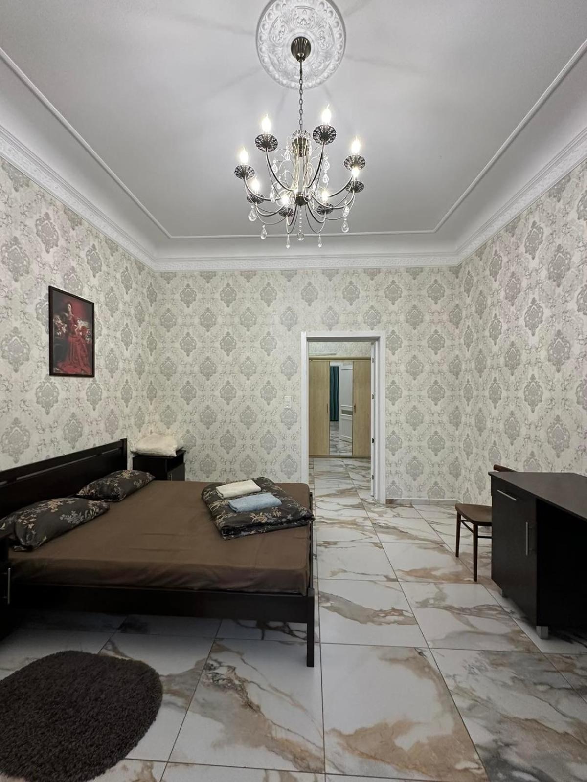 Апартаменти В Парку Uman Exterior photo